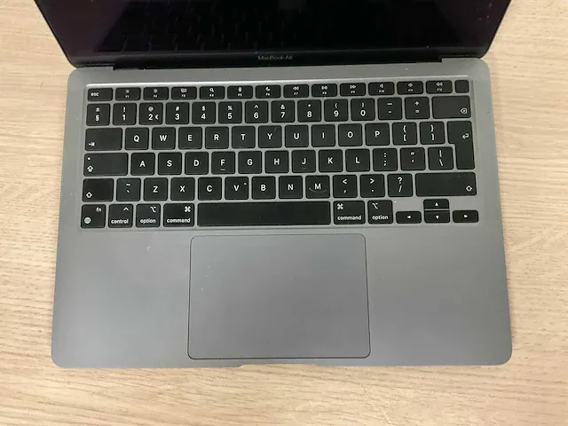 Apple macbookair10,1 - afbeelding 3 van  7
