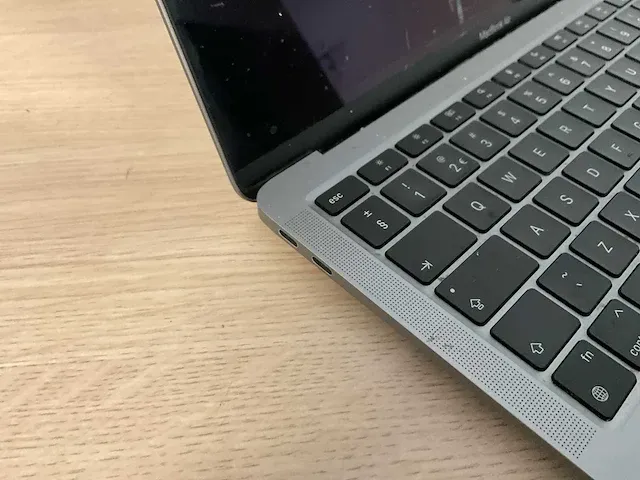 Apple macbookair10,1 - afbeelding 2 van  6