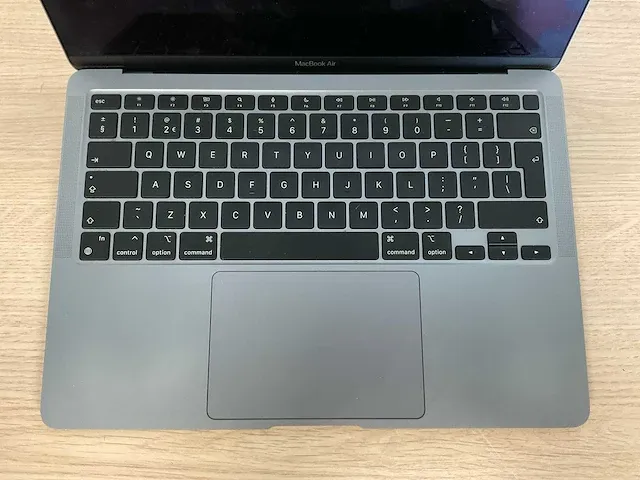 Apple macbookair10,1 - afbeelding 3 van  6