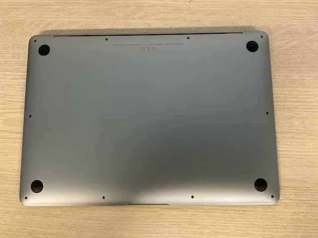 Apple macbookair10,1 - afbeelding 5 van  6
