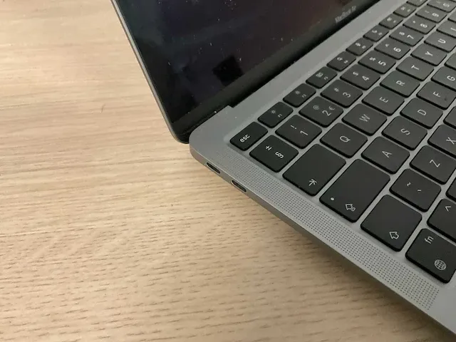 Apple macbookair10,1 - afbeelding 2 van  6