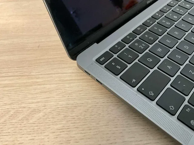 Apple macbookair10,1 - afbeelding 2 van  7