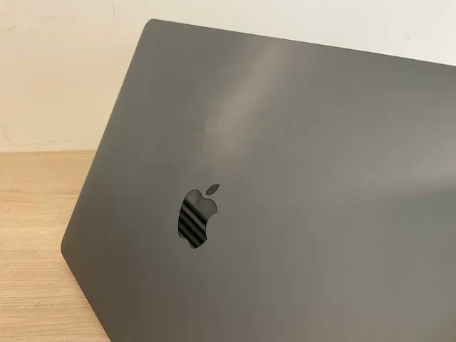 Apple macbookair10,1 - afbeelding 5 van  7