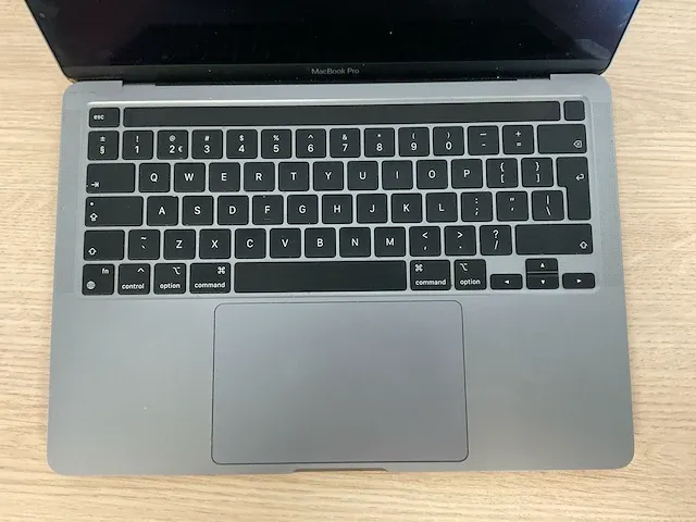 Apple macbookpro17,1 - afbeelding 3 van  7
