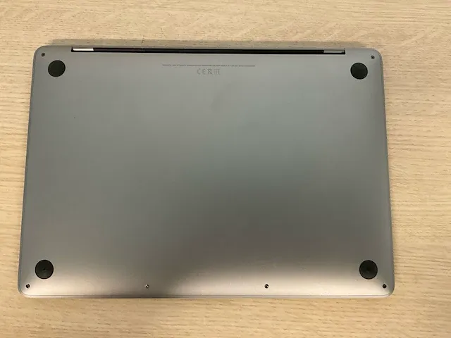Apple macbookpro17,1 - afbeelding 6 van  7