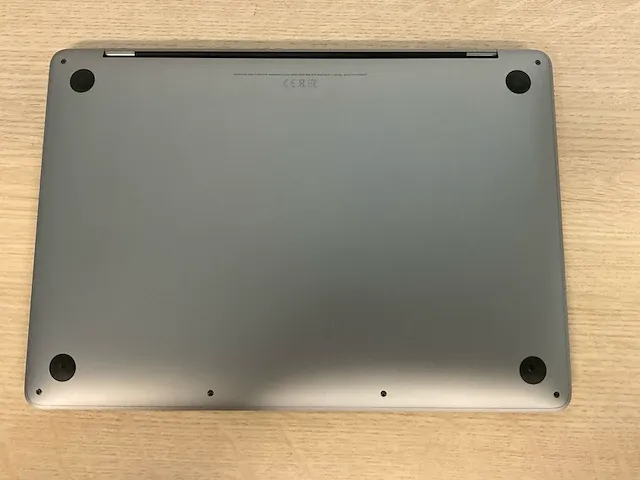Apple macbookpro17,1 - afbeelding 5 van  6