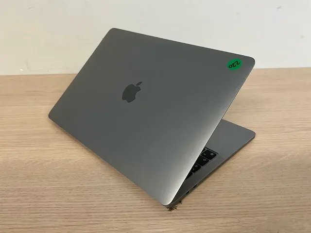 Apple macbookpro17,1 - afbeelding 4 van  7