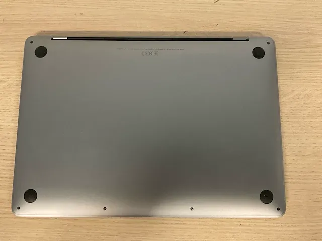 Apple macbookpro17,1 - afbeelding 5 van  7