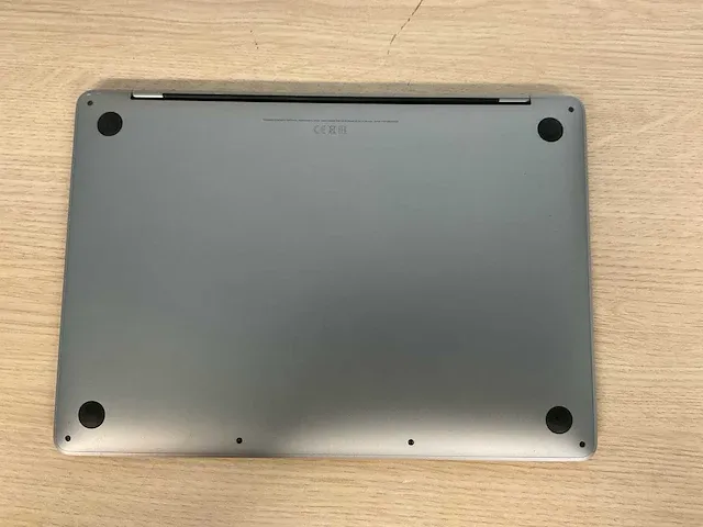 Apple macbookpro17,1 - afbeelding 7 van  7