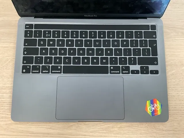 Apple macbookpro17,1 - afbeelding 3 van  6