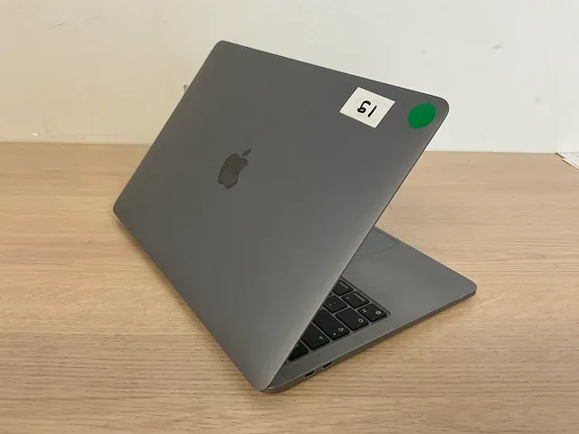 Apple macbookpro17,1 - afbeelding 4 van  6