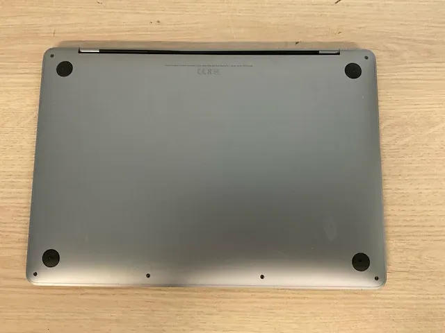 Apple macbookpro17,1 - afbeelding 5 van  6