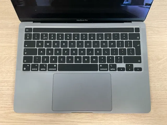 Apple macbookpro17,1 - afbeelding 3 van  6