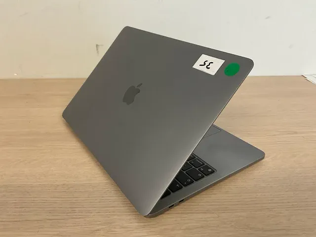 Apple macbookpro17,1 - afbeelding 4 van  6