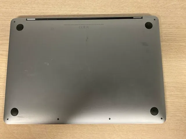 Apple macbookpro17,1 - afbeelding 5 van  6
