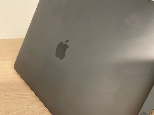 Apple macbookpro17,1 - afbeelding 5 van  7