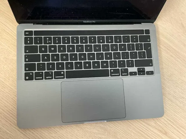 Apple macbookpro17,1 - afbeelding 2 van  7