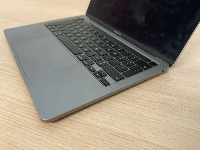 Apple macbookpro17,1 - afbeelding 3 van  8