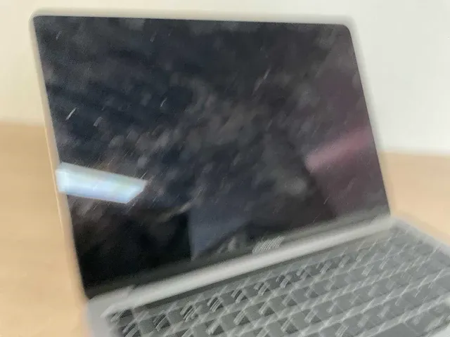 Apple macbookpro17,1 - afbeelding 5 van  8