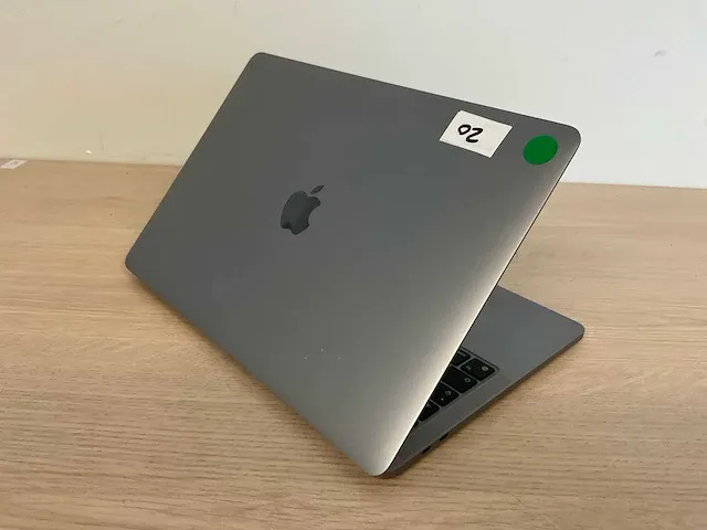 Apple macbookpro17,1 - afbeelding 6 van  8