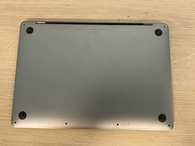 Apple macbookpro17,1 - afbeelding 7 van  8