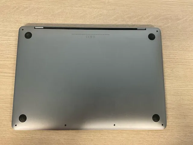 Apple macbookpro17,1 - afbeelding 5 van  6