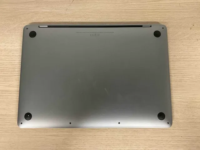 Apple macbookpro17,1 - afbeelding 5 van  6