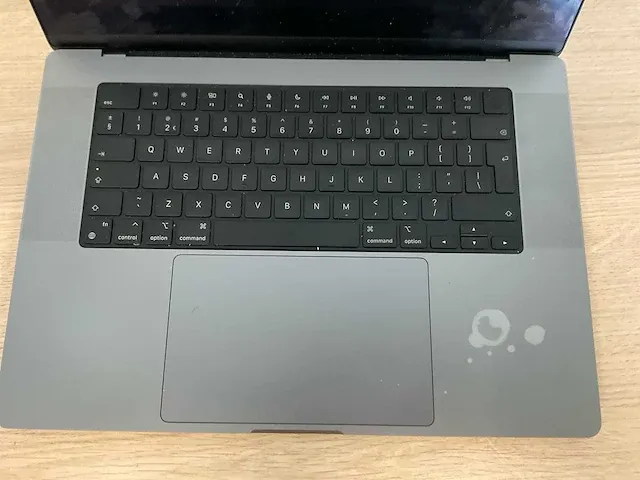 Apple macbookpro18,1 - afbeelding 4 van  9