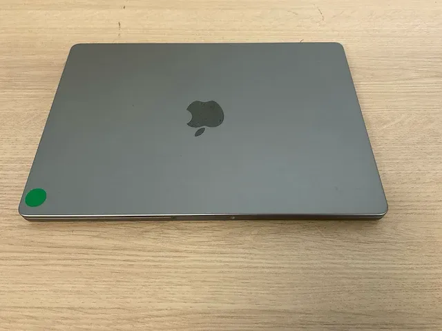 Apple macbookpro18,3 - afbeelding 6 van  7