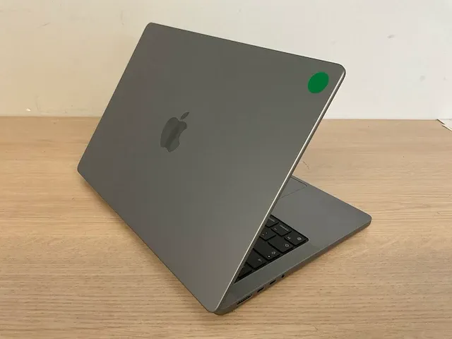 Apple macbookpro18,3 - afbeelding 6 van  8
