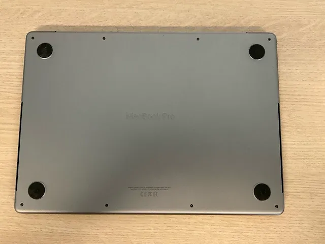 Apple macbookpro18,3 - afbeelding 7 van  8