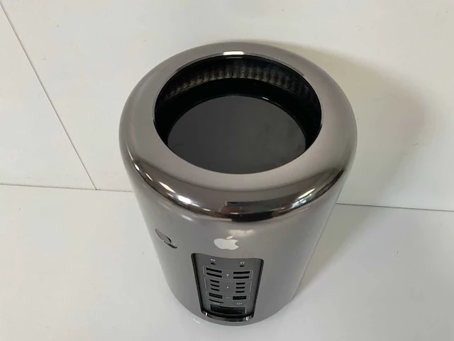 Apple macpro 6.1, xeon(r) e5-1650 v2, 32 gb ram, 500 gb ram, amd radeon hd 7870 xt 3 gb desktop - afbeelding 2 van  8