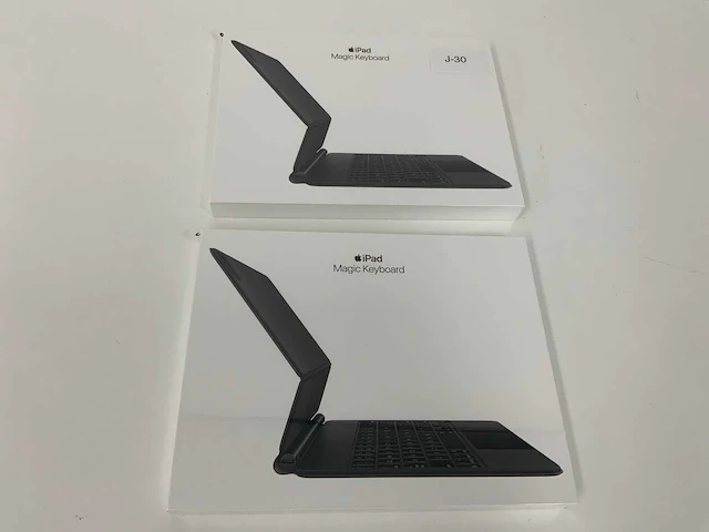 Apple magic keyboard for ipad pro 11-inch / ipad air - qwerty swedish - black - mxqt2s/a (2x) - afbeelding 1 van  2
