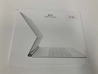 Apple magic keyboard for ipad pro 12.9-inch (3rd, 4th and 5th generation) - qwertz german - white - mjql3d/a - afbeelding 1 van  2
