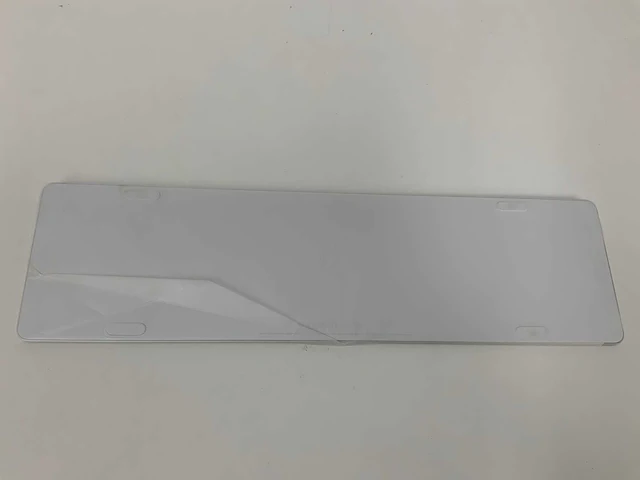 Apple magic keyboard with touch id and numeric keypad: wireless, bluetooth, rechargeable. works with mac computers with apple silicon; us english - white keys - afbeelding 2 van  2