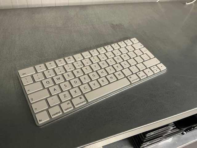 Apple magic toetsenbord (9x) - afbeelding 1 van  5