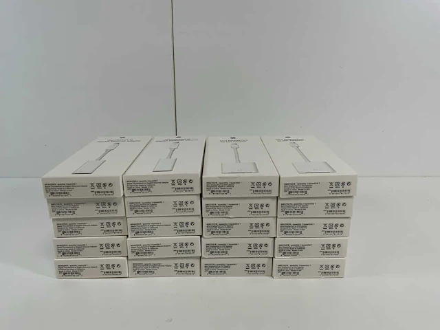 Apple mix model adapters (new) - check description - afbeelding 2 van  8