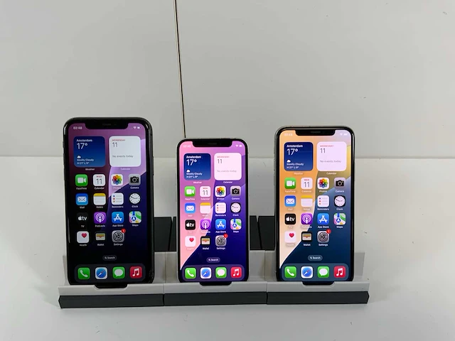 Apple mix model iphones - check description (3x) - afbeelding 1 van  4