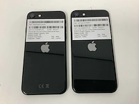 Apple phone se (2020): 64gb black - mx9r2zd/a (2x) - afbeelding 3 van  3