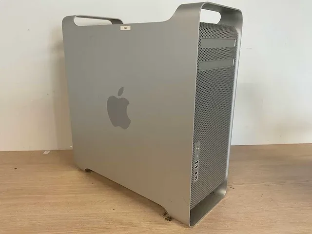 Apple pro a1186 desktop - afbeelding 1 van  9