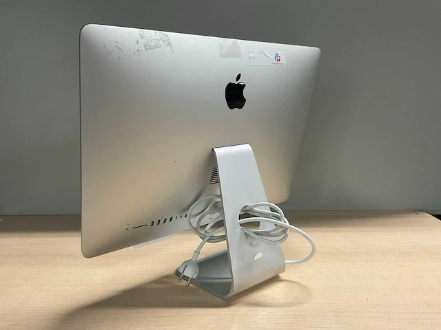 Apple retina 4k 21,5 inch 2019 imac desktop - afbeelding 4 van  10