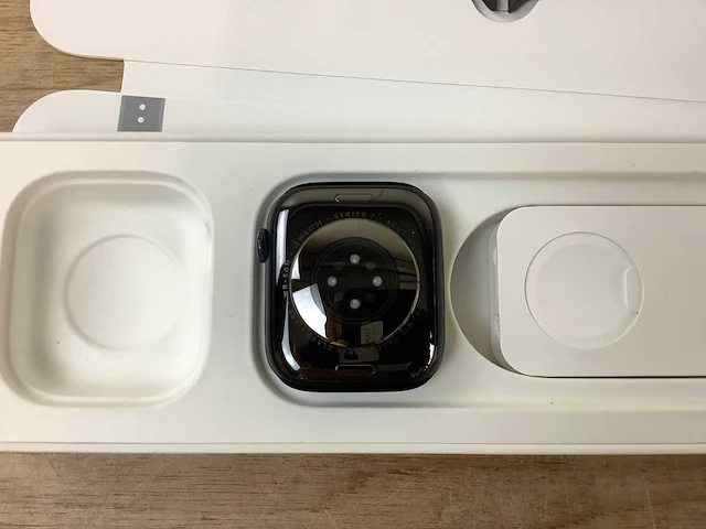 Apple series 7 smartwatch gps midnight aluminium - afbeelding 6 van  7