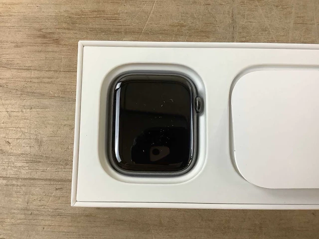 Apple series 8 smartwatch gps + stainless steel - afbeelding 5 van  7