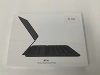 Apple smart keyboard folio for ipad pro 11-inch (1st, 2nd and 3rd generation) ipad air (4th generation) - qwerty italian - black - mxnk2t/a - afbeelding 1 van  2