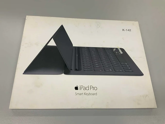Apple smart keyboard for ipad pro 12.9-inch - qwertz de - charcoal gray - mnkt2d/a - afbeelding 1 van  2