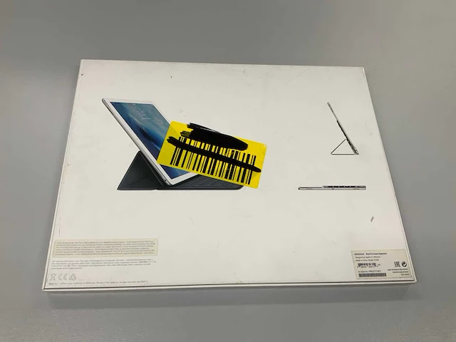 Apple smart keyboard for ipad pro 12.9-inch - qwertz de - charcoal gray - mnkt2d/a - afbeelding 2 van  2