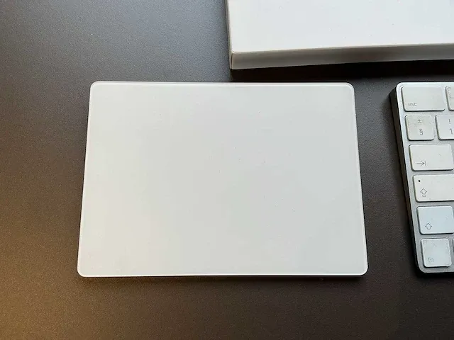 Apple toetsenbord + trackpad - afbeelding 3 van  3