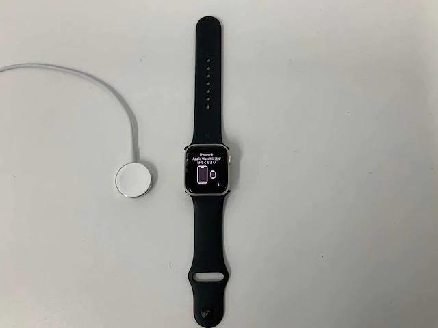 Apple watch a2722 se(2022) 40mm gps aluminium silver - afbeelding 1 van  5