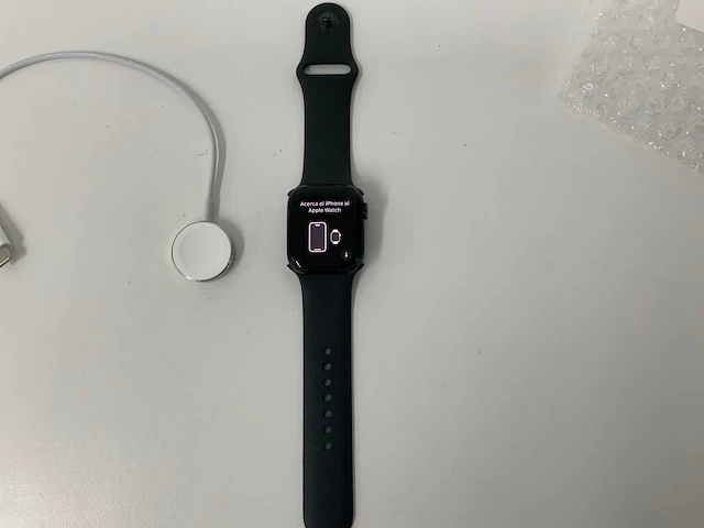 Apple watch a2770 series 8 41mm gps aluminium midnight - afbeelding 1 van  5