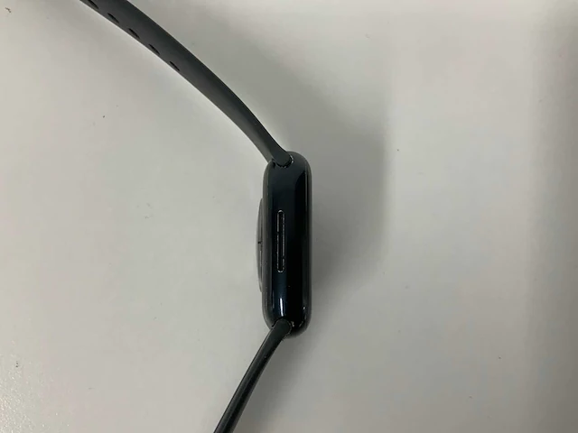 Apple watch a2770 series 8 41mm gps aluminium midnight - afbeelding 3 van  5